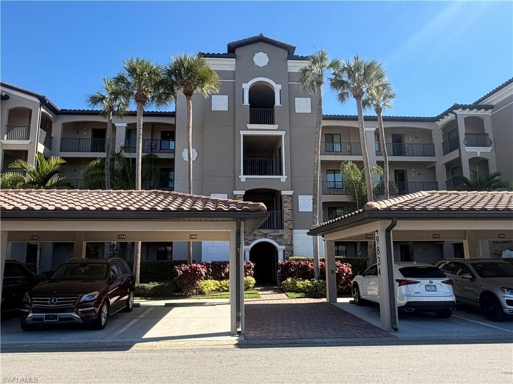 9834 Giaveno CIR 1742 NAPLES, FL 34113