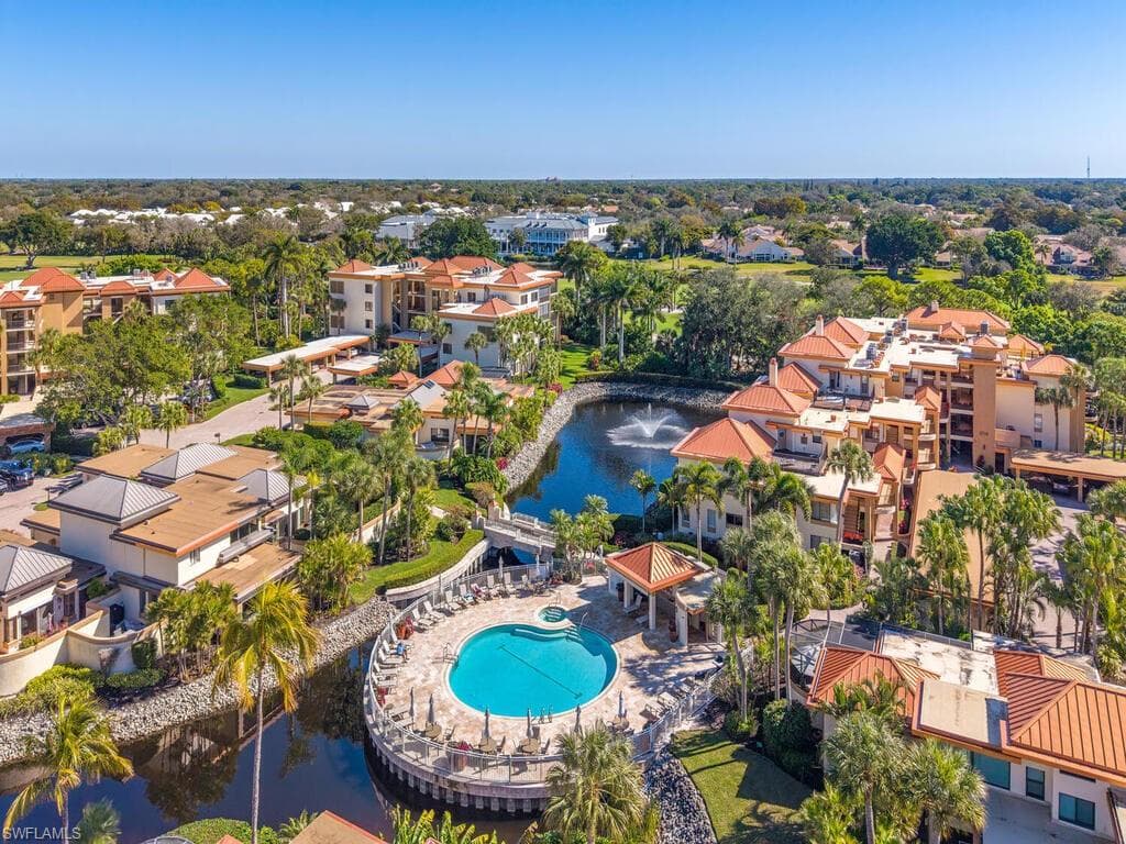 6820 Pelican Bay BLVD 132 NAPLES, FL 34108