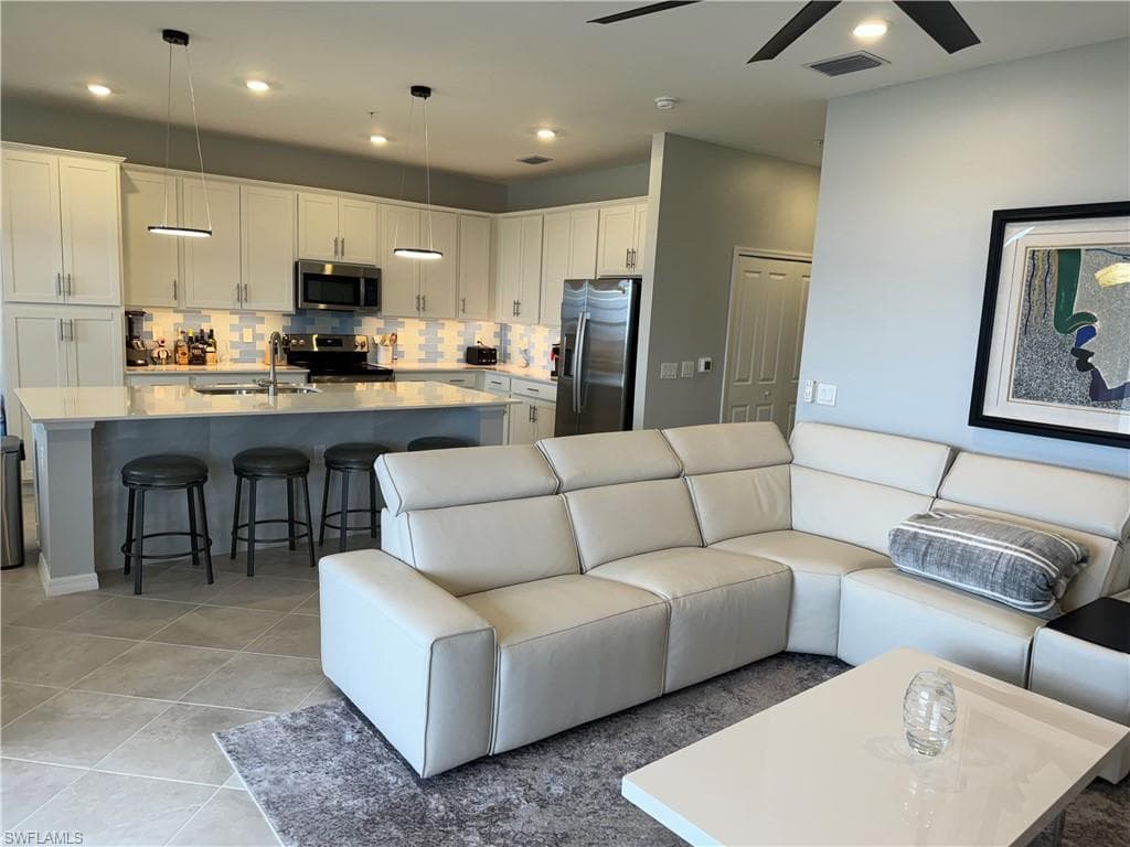 5651 Double Eagle CIR 4341 AVE MARIA, FL 34142