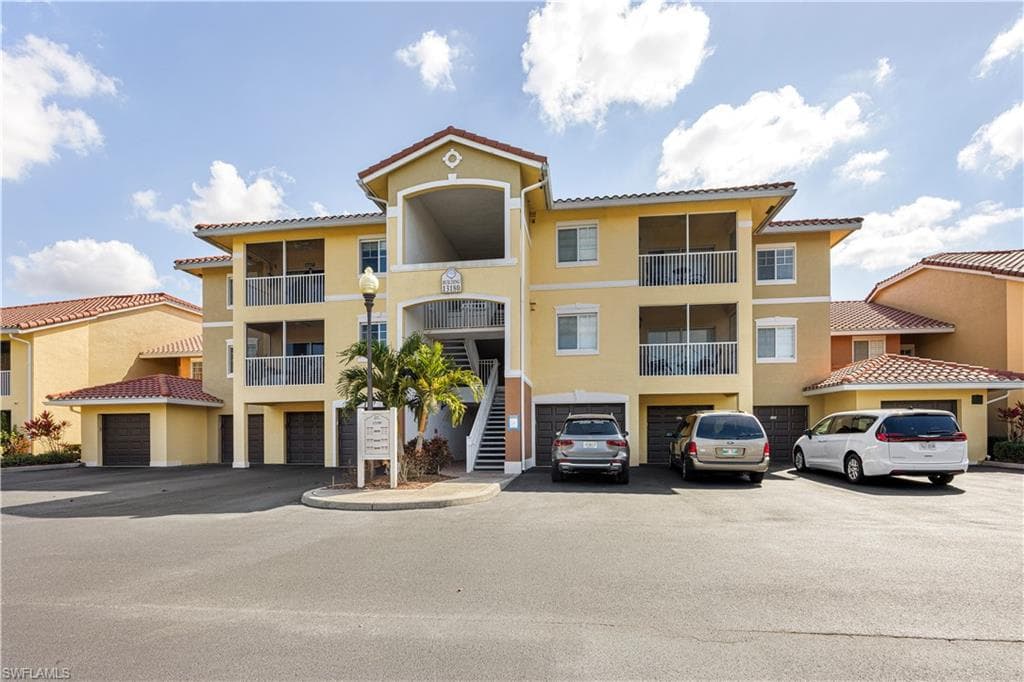 13180 Bella Casa CIR 166 FORT MYERS, FL 33966