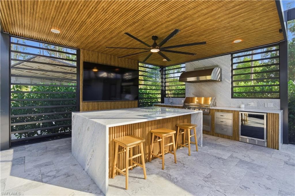25211 Pinson DR BONITA SPRINGS, FL 34135