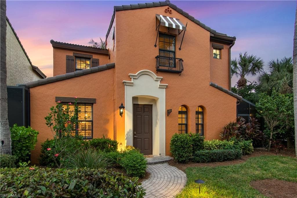 9118 Chula Vista ST 12003 NAPLES, FL 34113