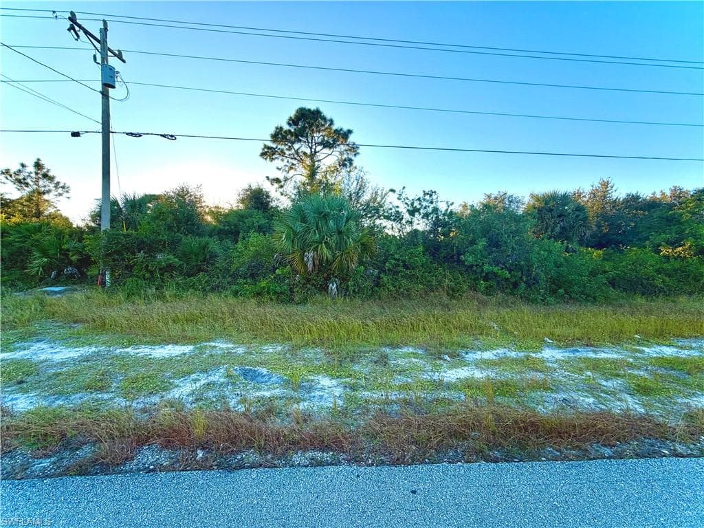 426 McArthur BLVD LEHIGH ACRES, FL 33974