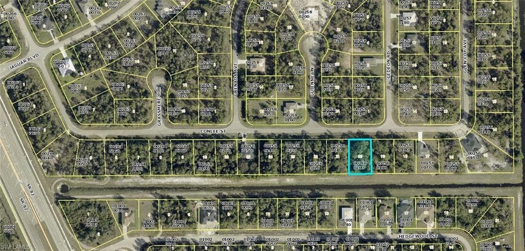 480 Conlee ST LEHIGH ACRES, FL 33974