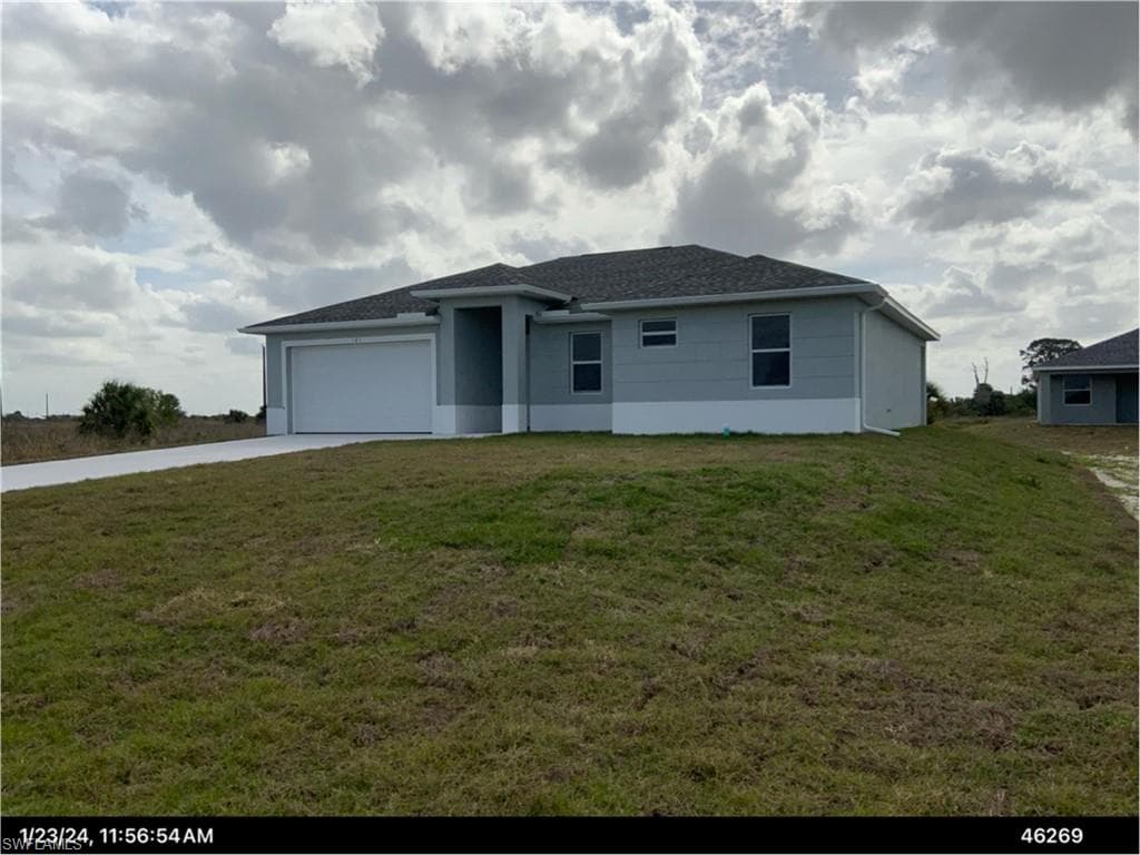 125 BETHLEHEM PL LABELLE, FL 33935