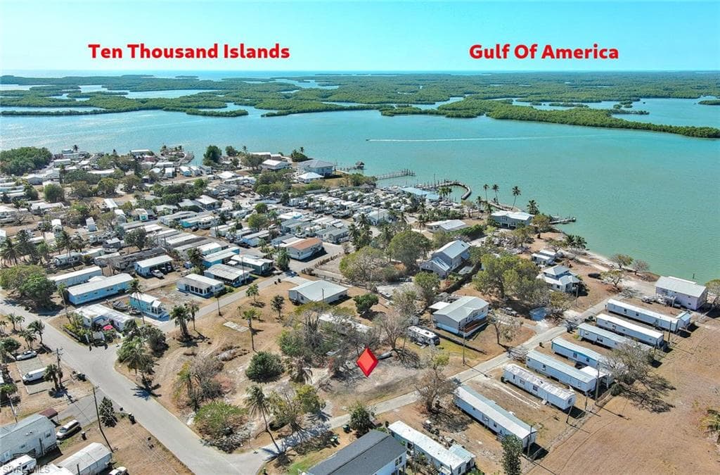 1160 Rewis DR CHOKOLOSKEE, FL 34138