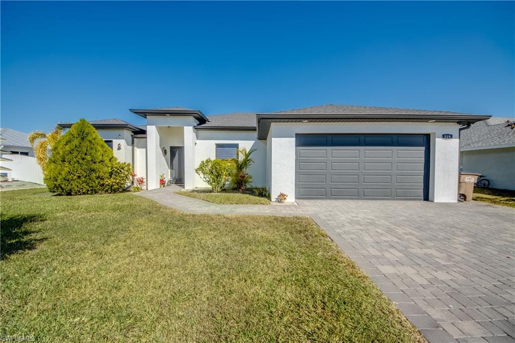 519 Trafalgar PKWY CAPE CORAL, FL 33991