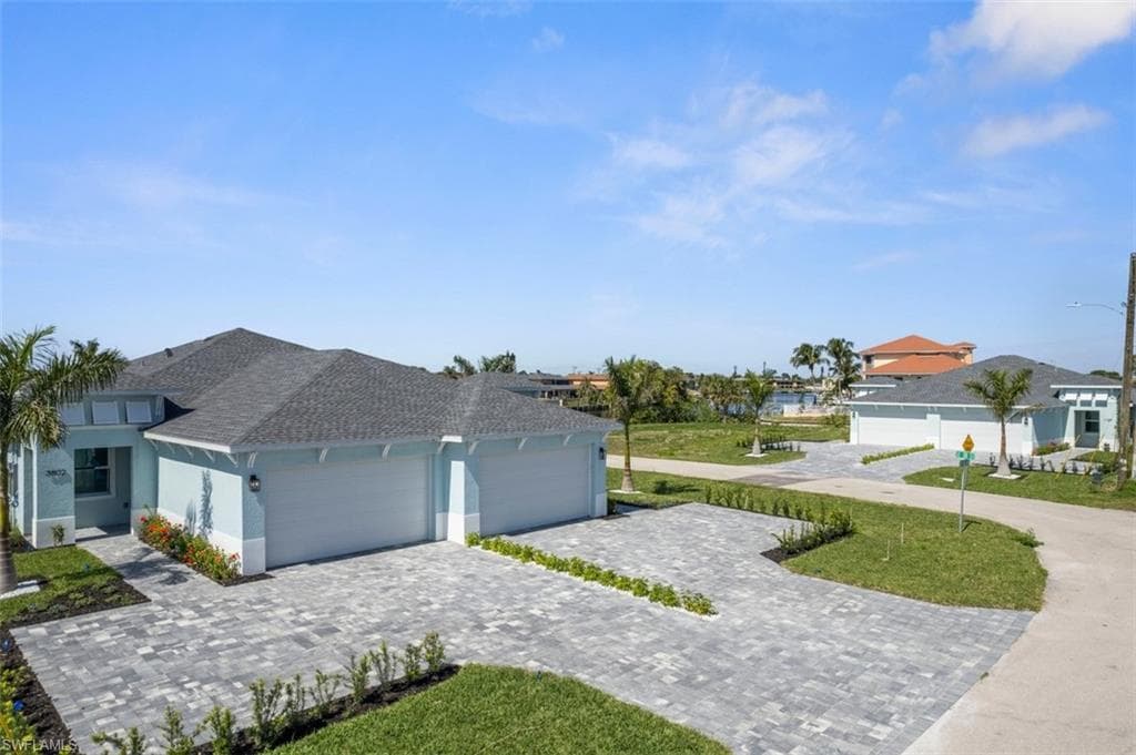 1105 SE 38th ST CAPE CORAL, FL 33904