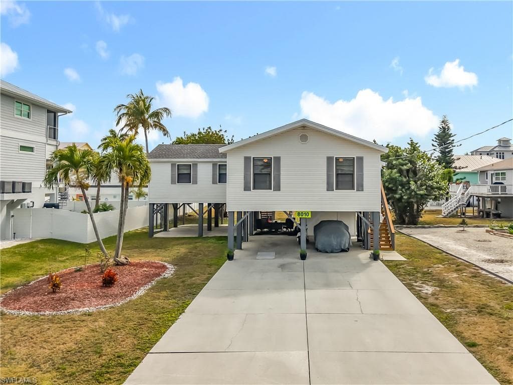 8010 Buccaneer DR FORT MYERS BEACH, FL 33931