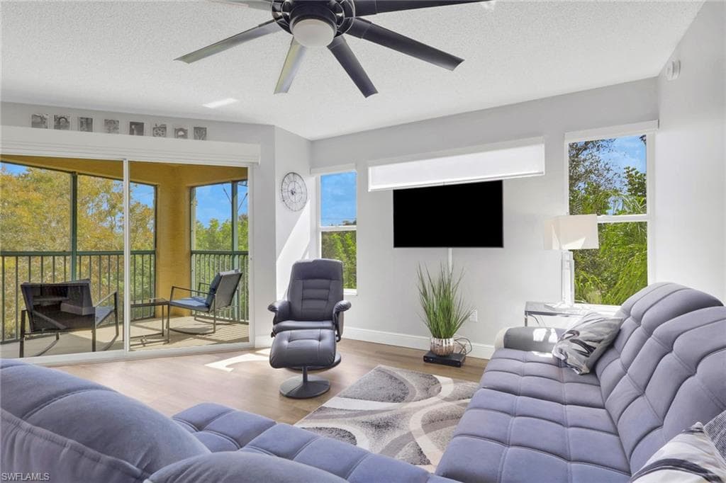 8851 Colonnades CT W 131 BONITA SPRINGS, FL 34135