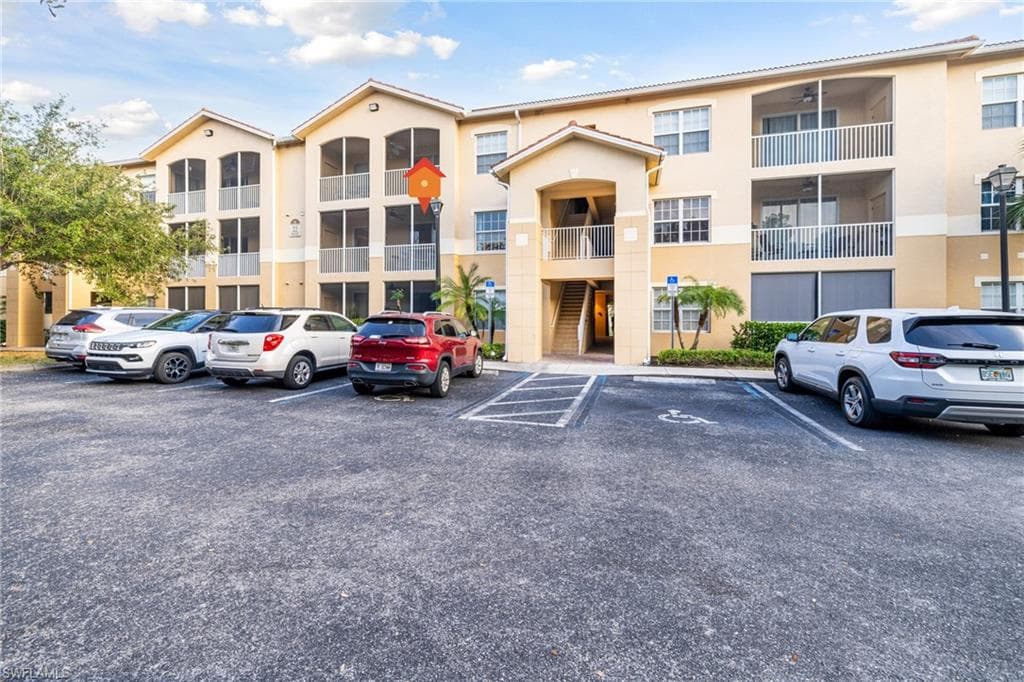 9055 Colby DR 2213 FORT MYERS, FL 33919