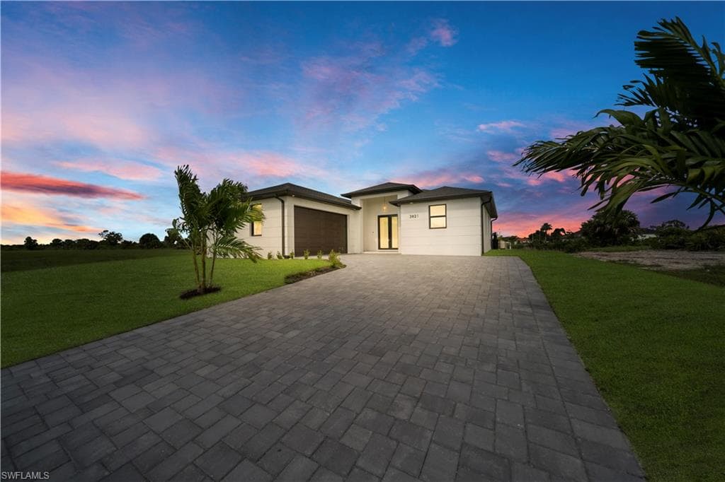 3821 38th AVE CAPE CORAL, FL 33993