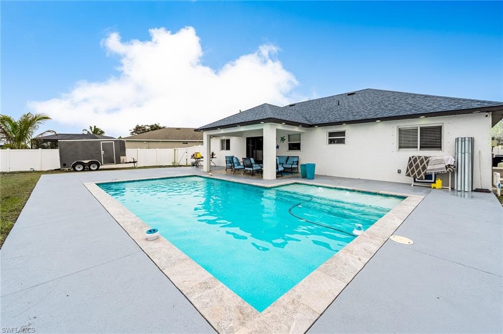 1203 NW 4th ST CAPE CORAL, FL 33993