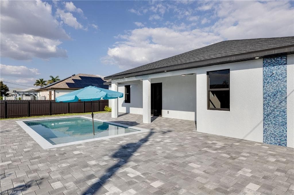 1810 NE 6th PL CAPE CORAL, FL 33909