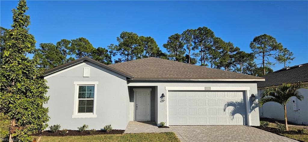 235 Lakeside Breeze WAY LEHIGH ACRES, FL 33936