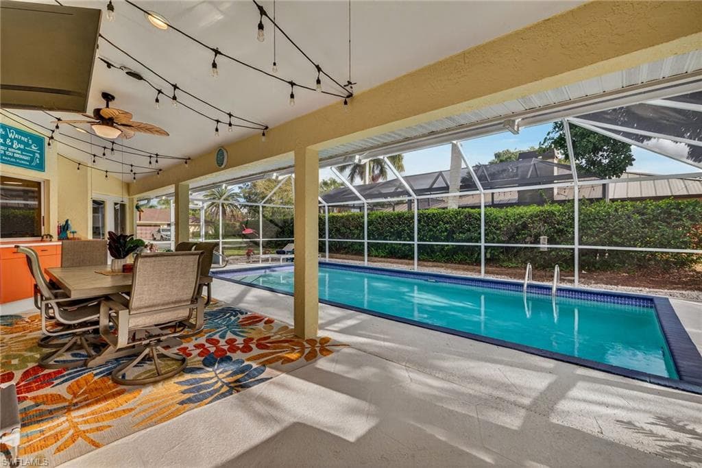 390 Saint Andrews BLVD NAPLES, FL 34113