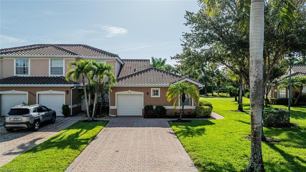 14165 Winchester CT 204 NAPLES, FL 34114