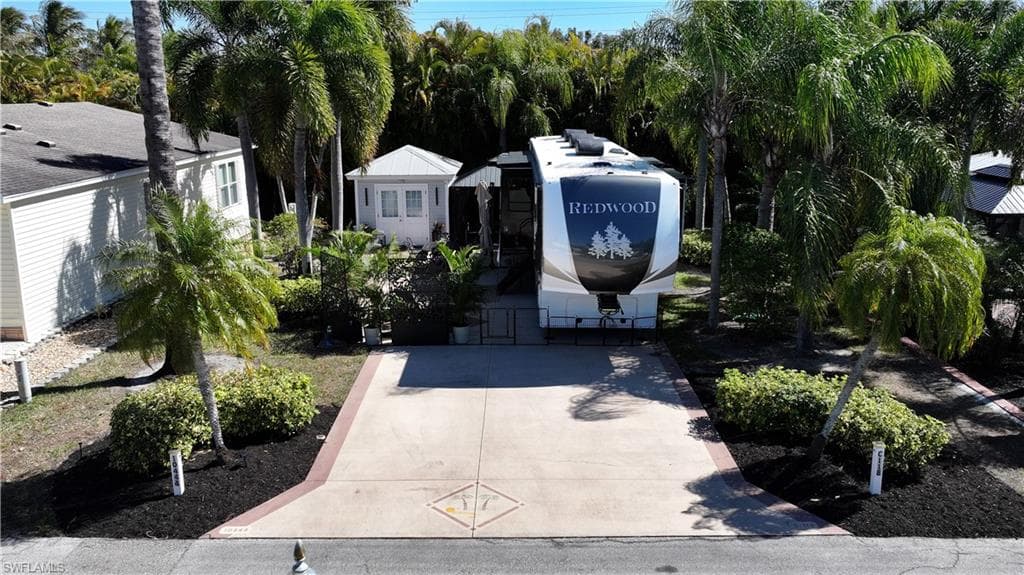 10444 Nightwood DR FORT MYERS, FL 33905