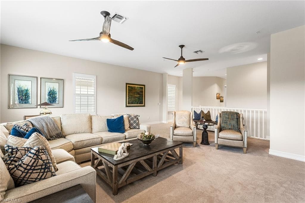 7825 Hawthorne DR 2104 NAPLES, FL 34113