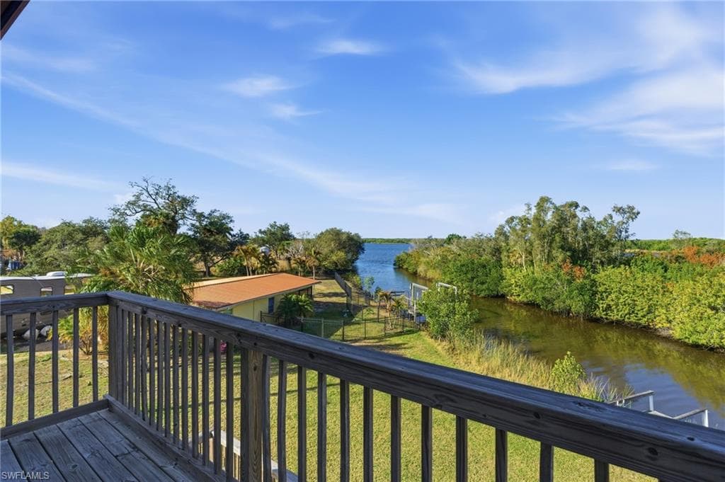 373 Hile LN PUNTA GORDA, FL 33982