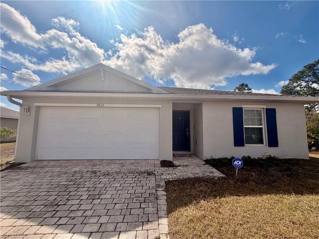 5013 Pinetree CIR LABELLE, FL 33935