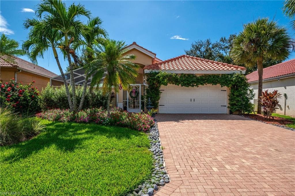 129 Sabal Lake DR NAPLES, FL 34104