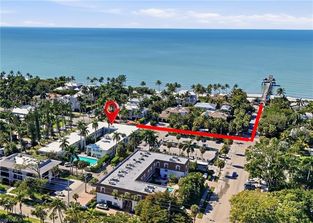 1295 Gulf Shore BLVD S 134 NAPLES, FL 34102