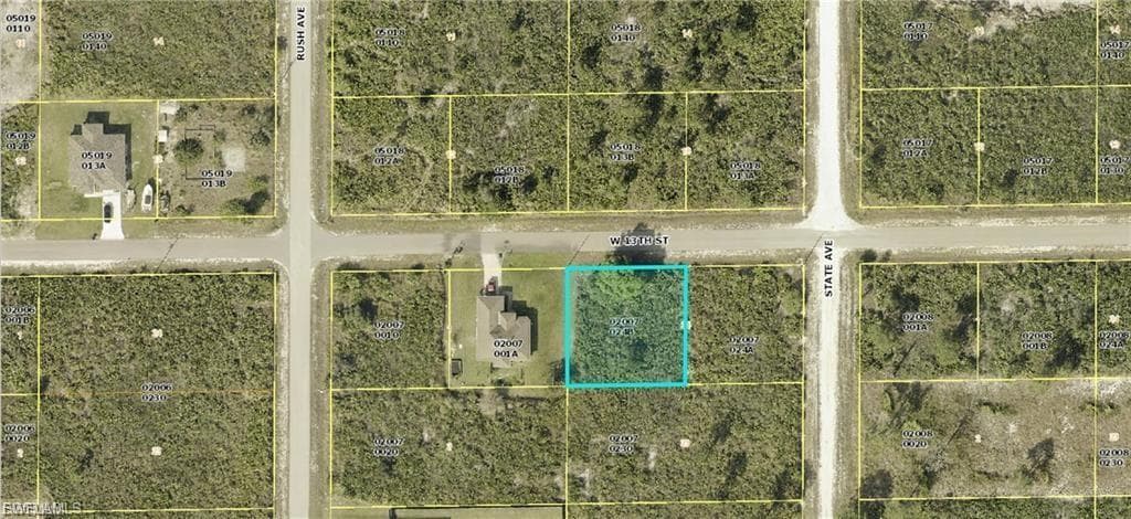 1603 W 13th ST LEHIGH ACRES, FL 33972