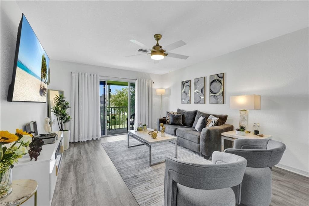 1599 Trafalgar LN O201 NAPLES, FL 34116