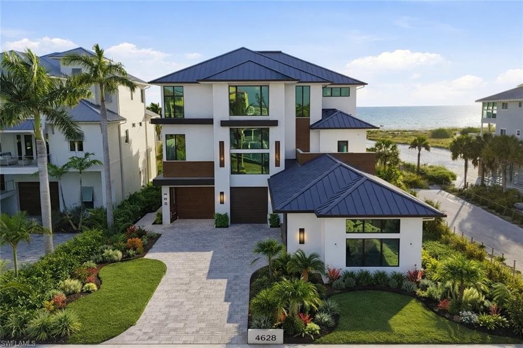 6100 Court ST FORT MYERS BEACH, FL 33931