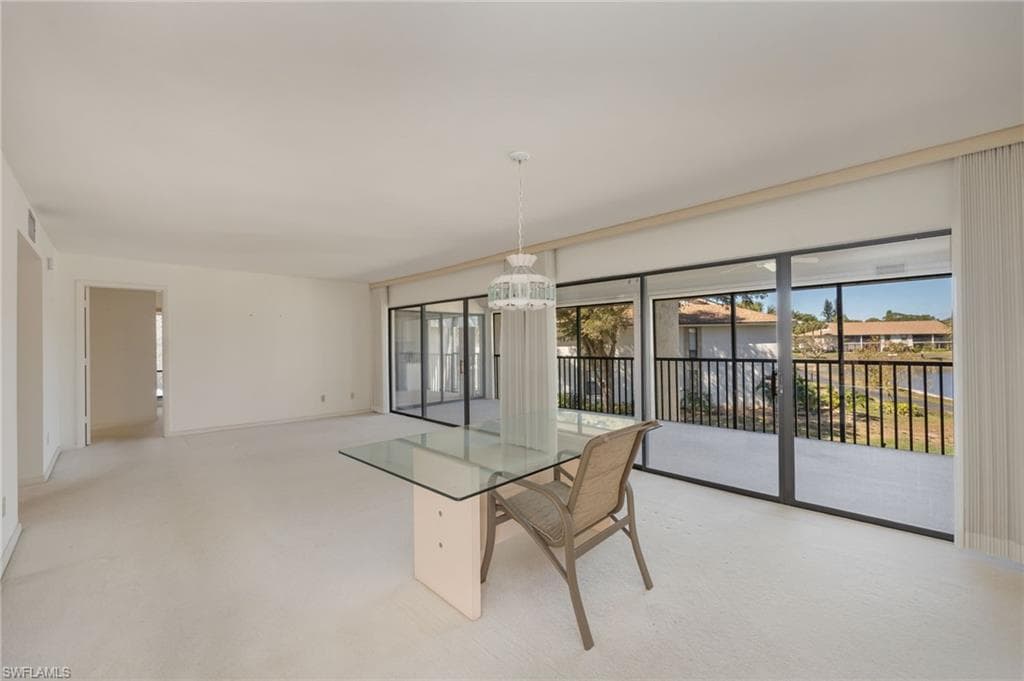 517 Lake Louise CIR 201 NAPLES, FL 34110