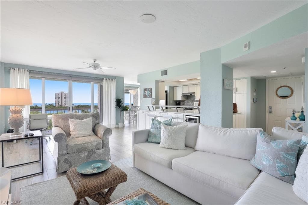 5501 Heron Point DR 501 NAPLES, FL 34108