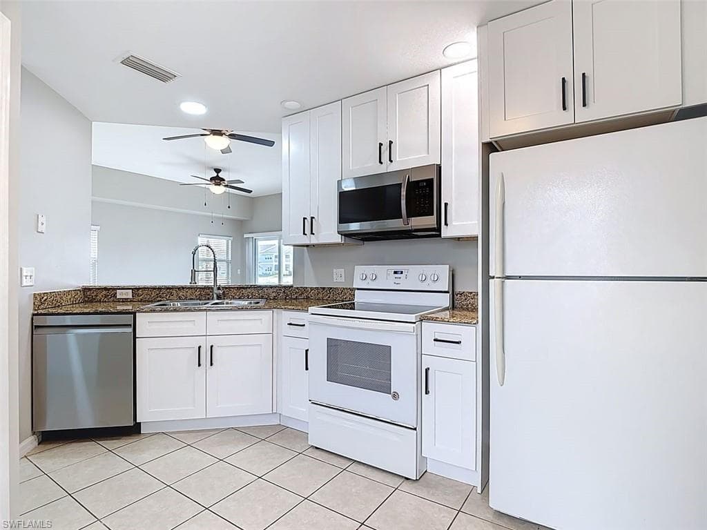 12151 Summergate CIR R101 FORT MYERS, FL 33913