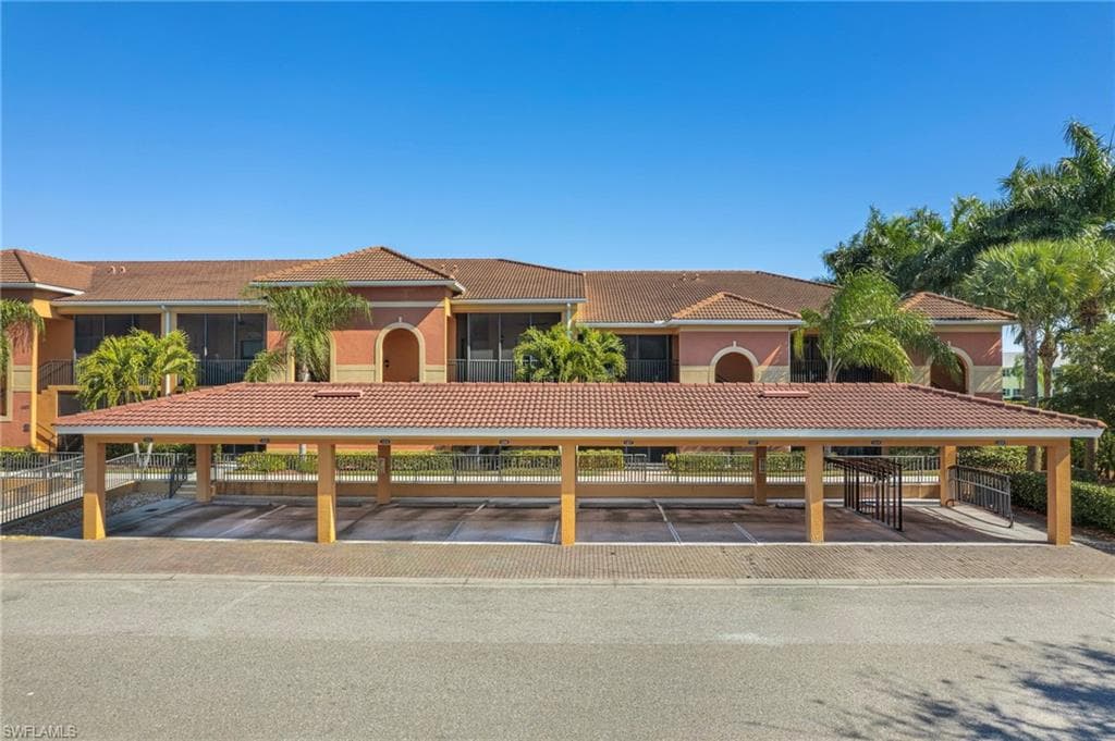 13671 Julias WAY 1225 FORT MYERS, FL 33919