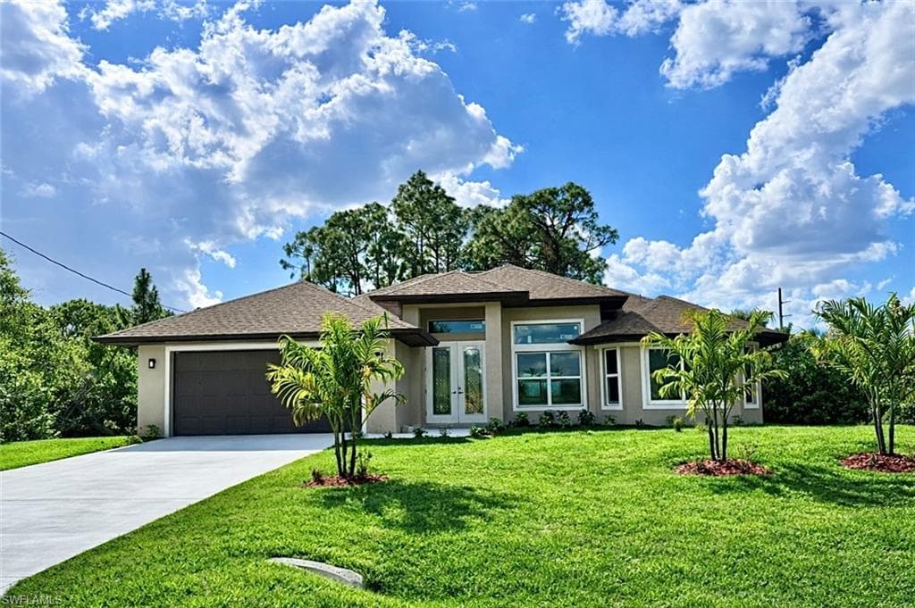 52 Paula AVE S LEHIGH ACRES, FL 33976