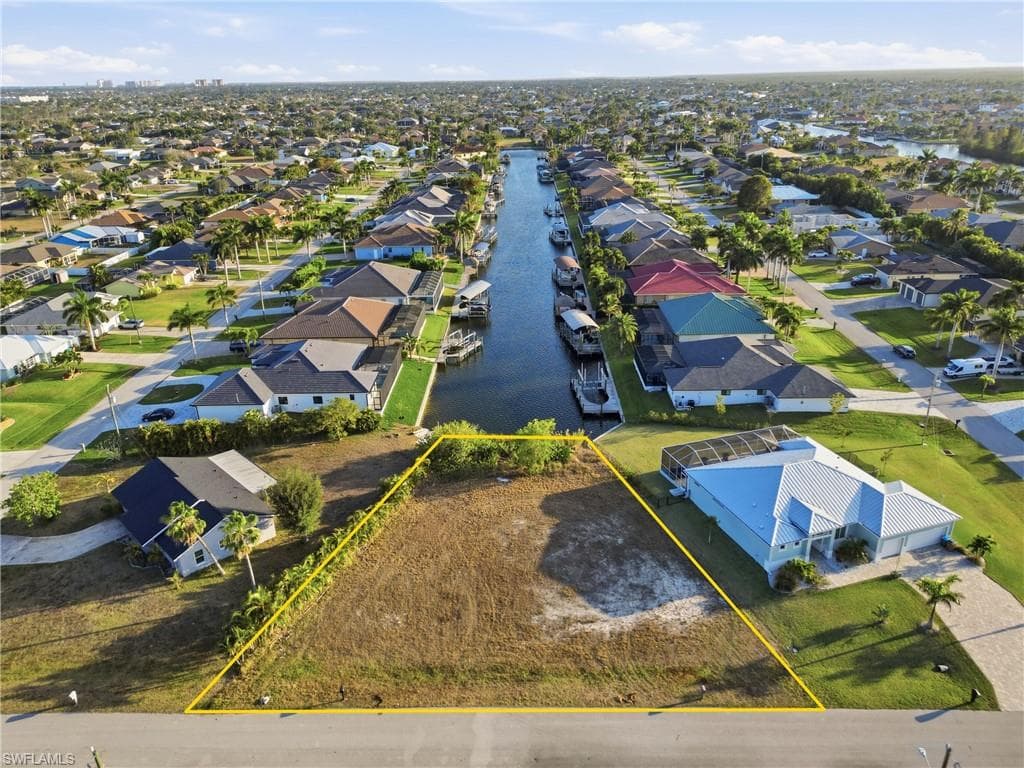 2624 SW 32 LN CAPE CORAL, FL 33914