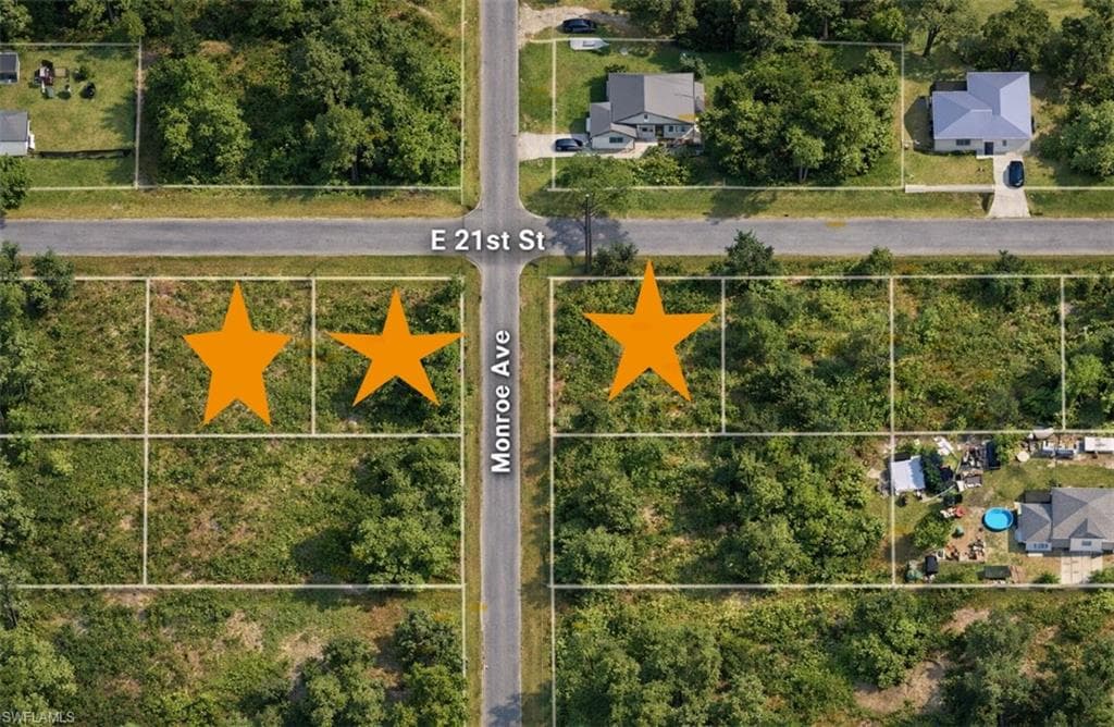 3704 E 21st ST ALVA, FL 33920