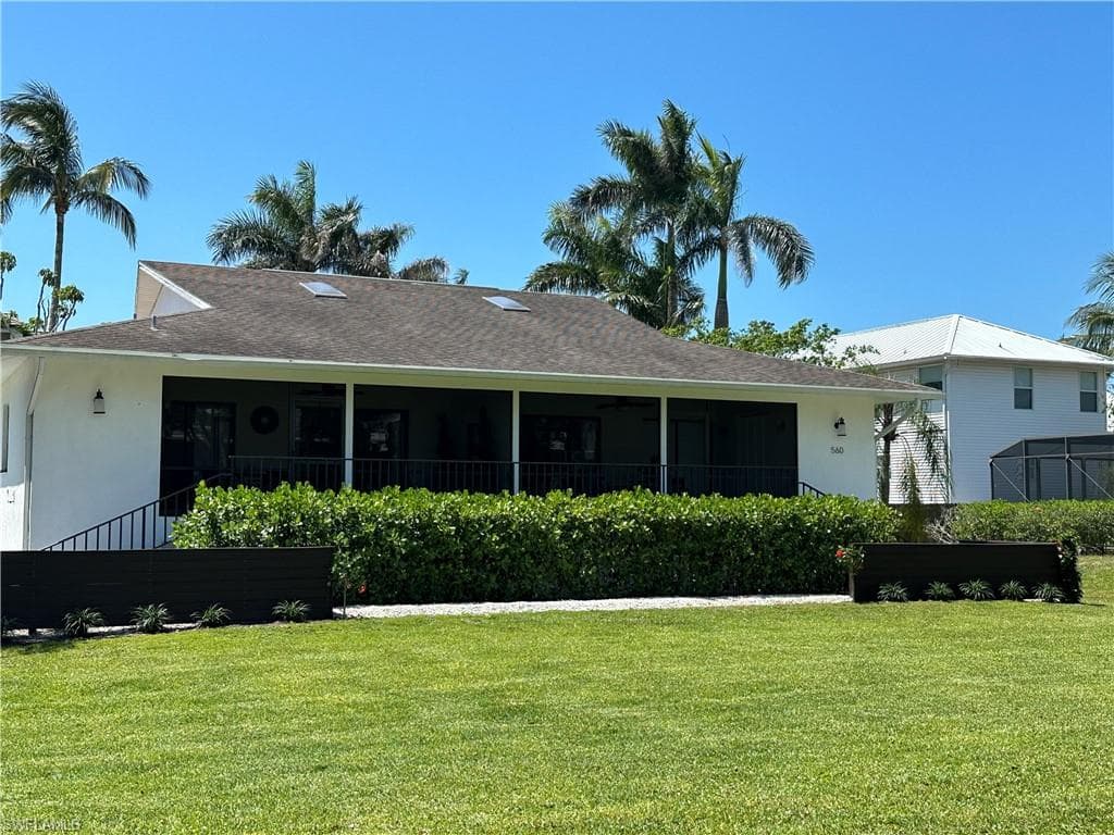 560 9th AVE S NAPLES, FL 34102