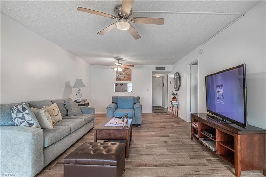 1580 Pine Valley DR 103 FORT MYERS, FL 33907