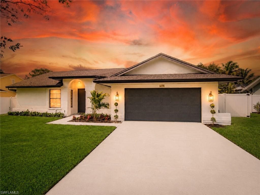 10731 Regent CIR NAPLES, FL 34109