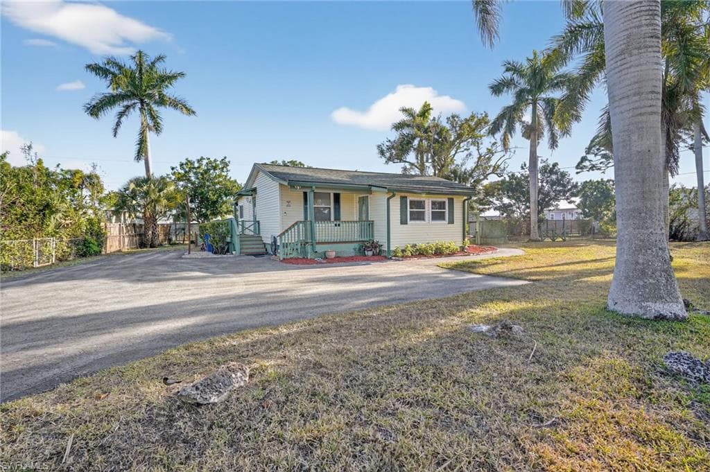 12691 Water LN FORT MYERS, FL 33908