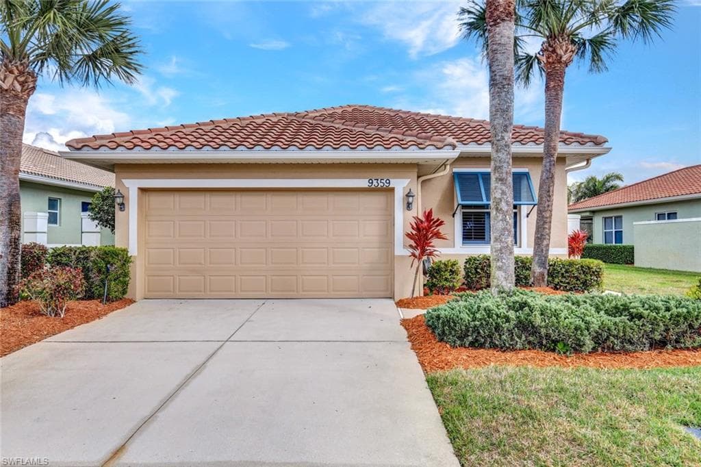 9359 Trieste DR FORT MYERS, FL 33913