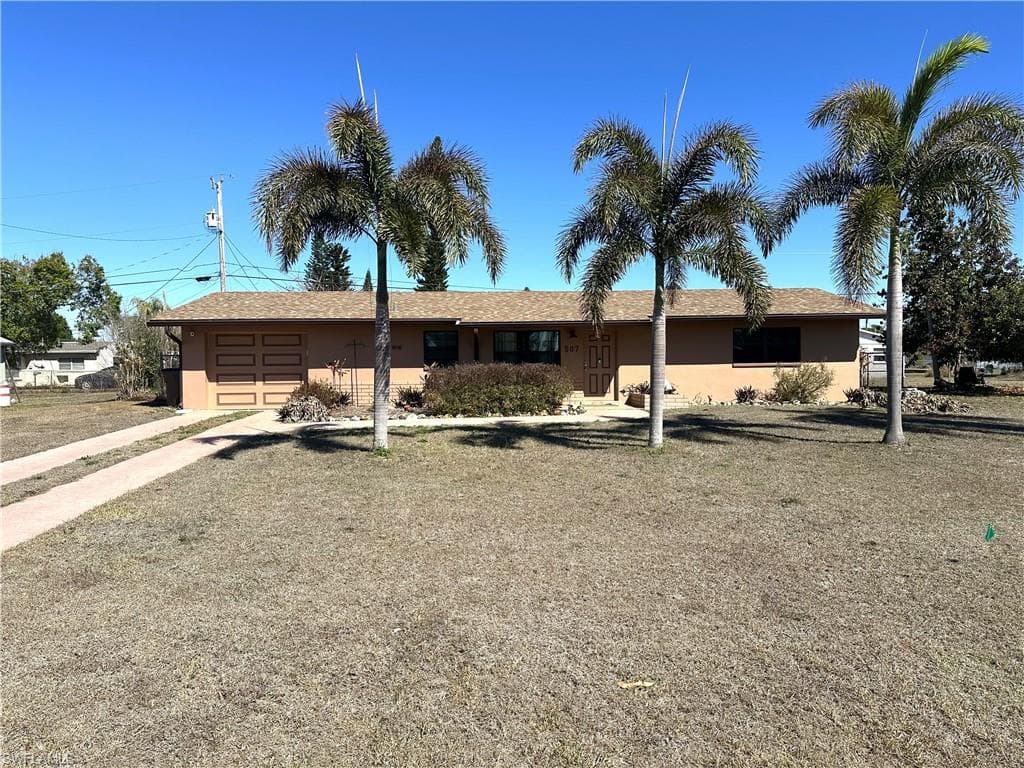 507 Coolidge AVE LEHIGH ACRES, FL 33936