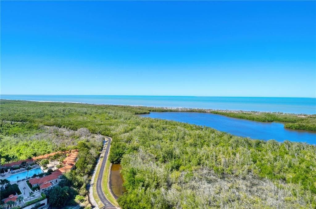 6825 Grenadier BLVD PH1 NAPLES, FL 34108