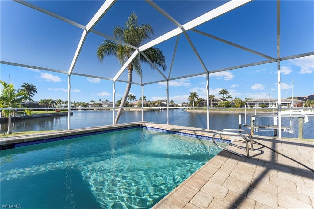 1230 Swan CT PUNTA GORDA, FL 33950