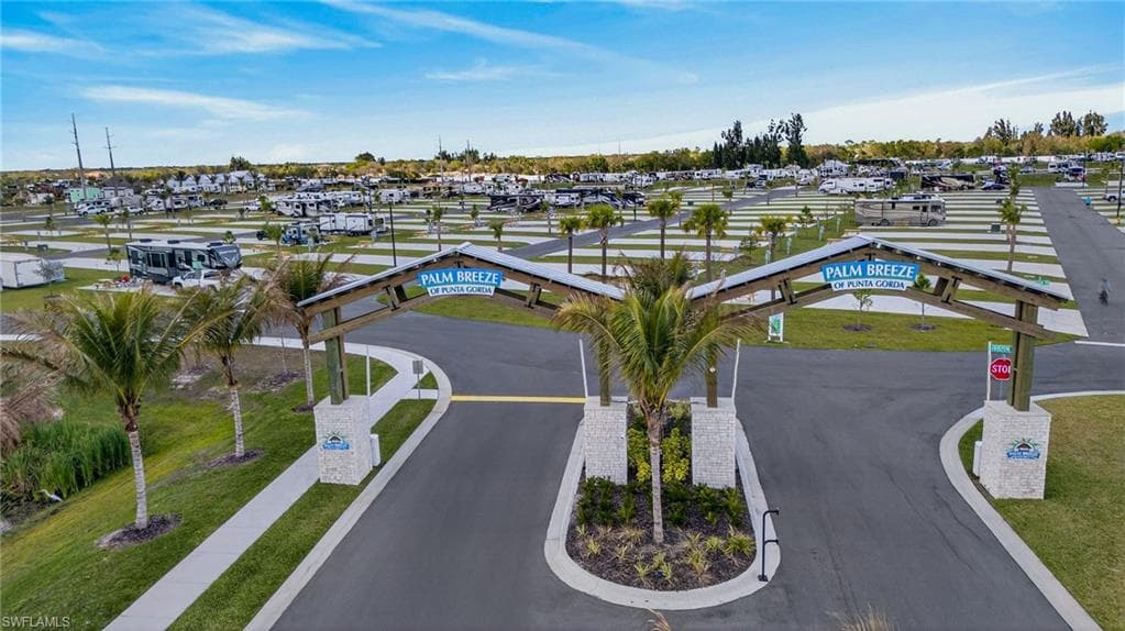 215 Riverclub PUNTA GORDA, FL 33982