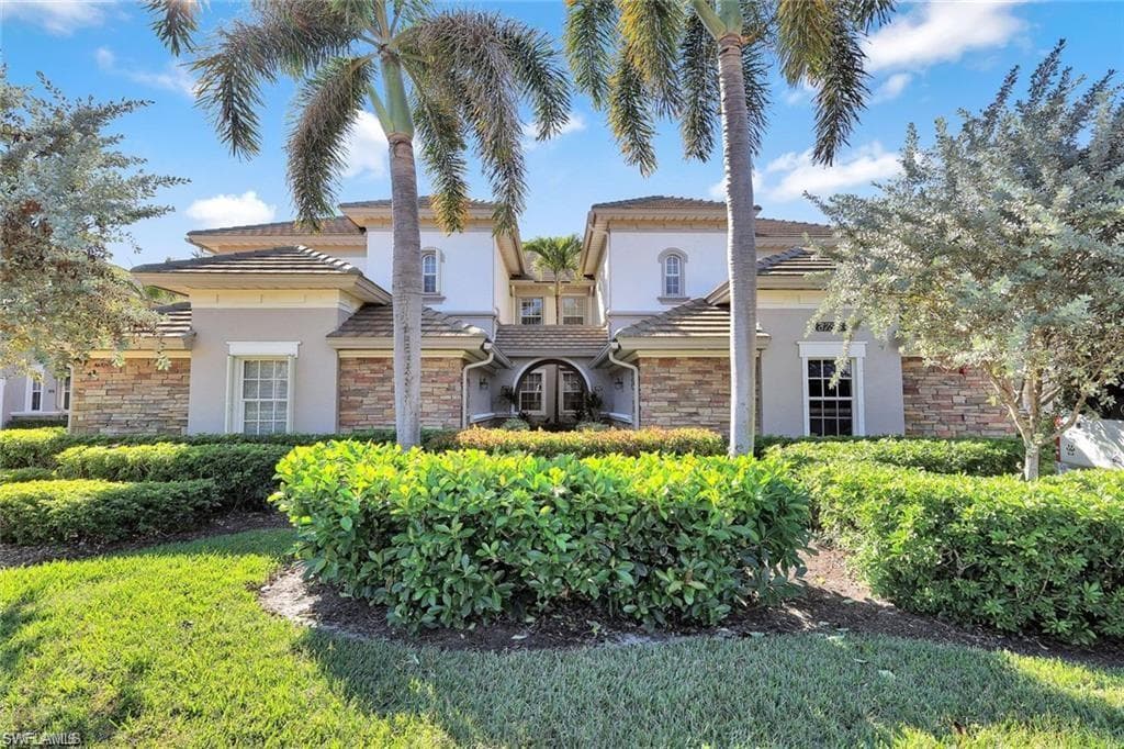 9508 Ironstone TER 102 NAPLES, FL 34120