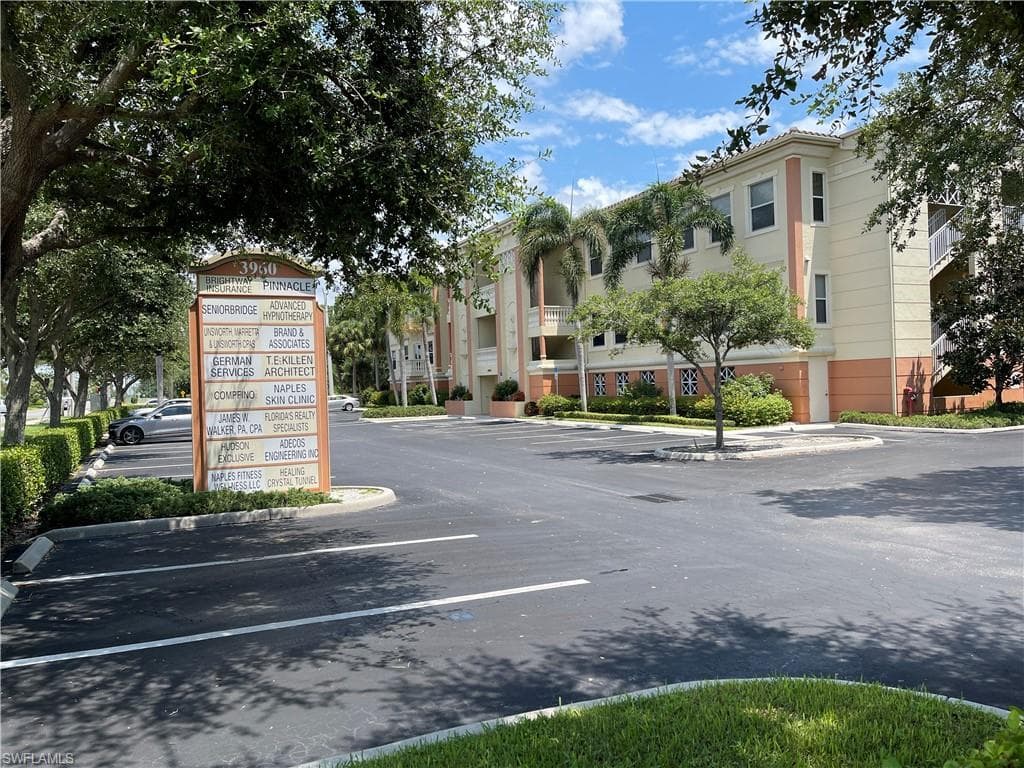 3960 Radio RD 207 NAPLES, FL 34104