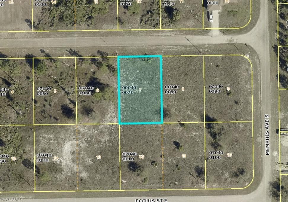 1224 Escarte ST E LEHIGH ACRES, FL 33974