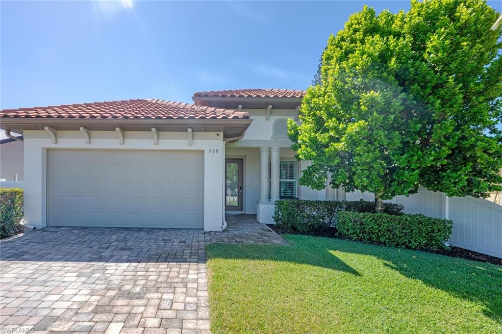 730 95th AVE N NAPLES, FL 34108